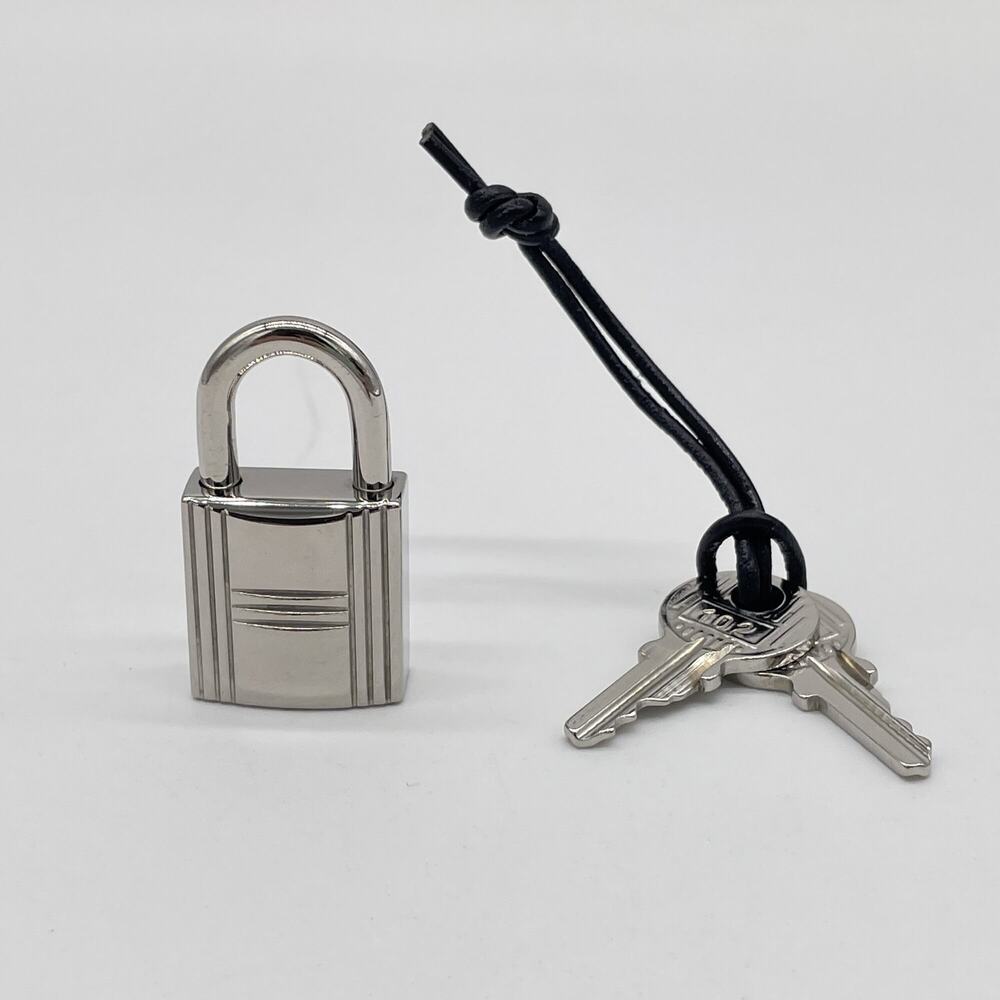 Hermès Palladium-Plated Padlock Cadenas & 2 Keys Set No. 102 Silver Tone